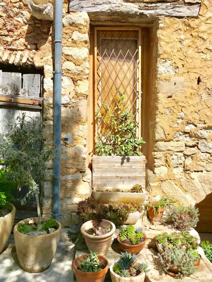 la bonbonniere - Townhouse Saint-Saturnin-lès-Apt Extérieur photo